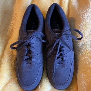 Grey Suede Upbeat Bounce Walking Shoe